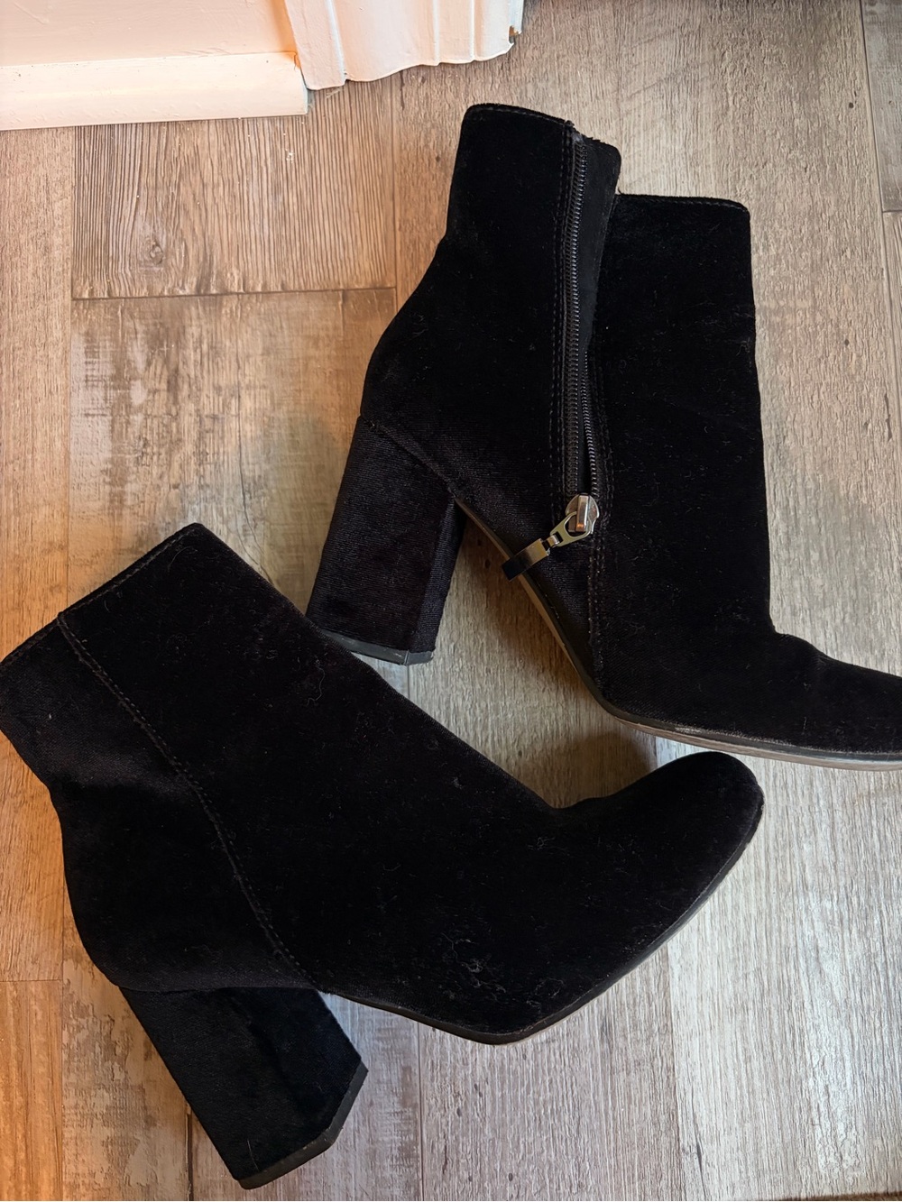 Women's Black Suede Block Heel Ankle Boots